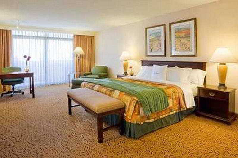 Doubletree By Hilton San Jose Hotel Szoba fotó
